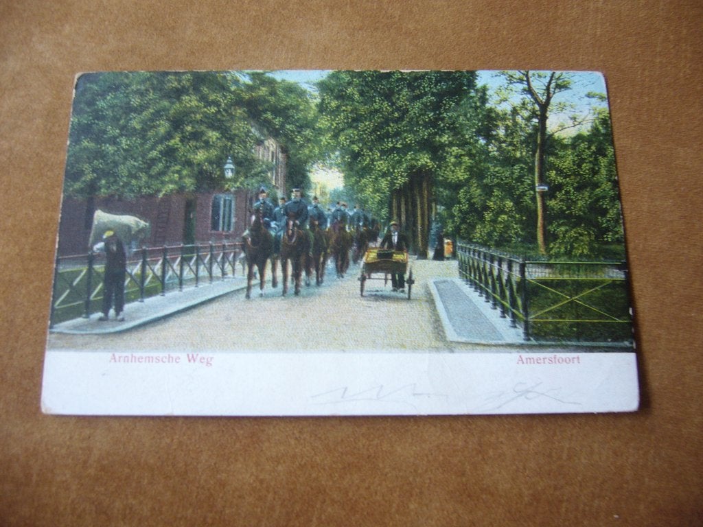AMERSFOORT  =  ARNHEMSCHE WEG  MET SOLDATEN TE PAARD, Ophalen of Verzenden, Voor 1920, Gelopen, Utrecht