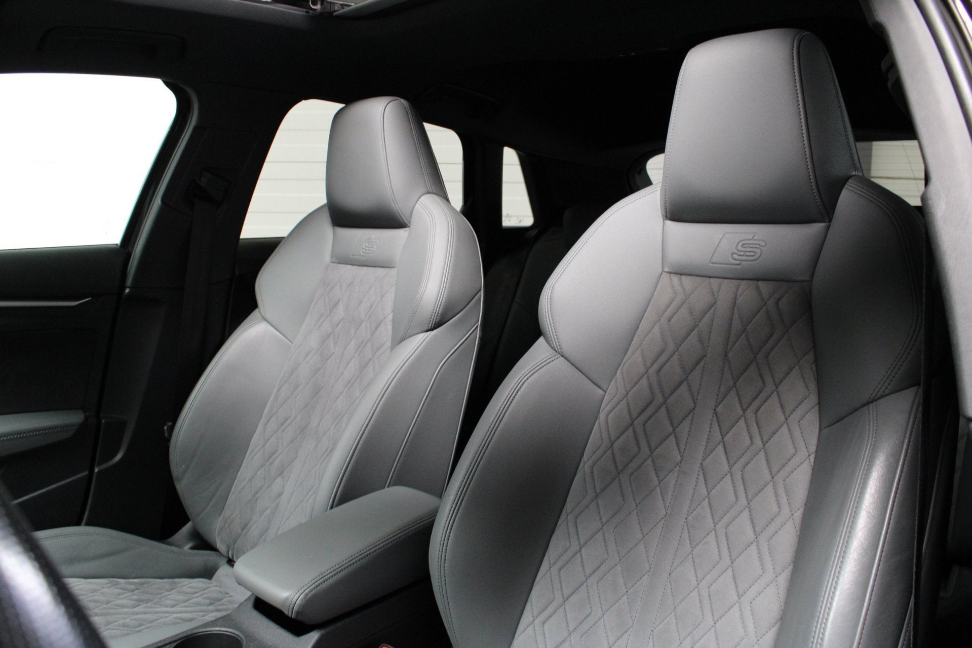 Audi A3 Sportback 35 TFSI S Line l Pano Carplay Black Optik, Auto's, 4 cilinders, Zwart, Origineel Nederlands, Bedrijf