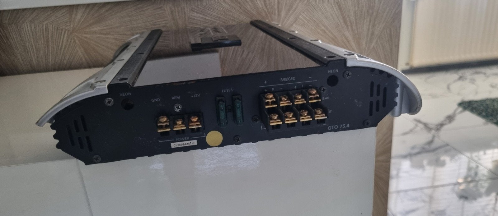 Versterker JBL  4 kanaal, Ophalen, Gebruikt