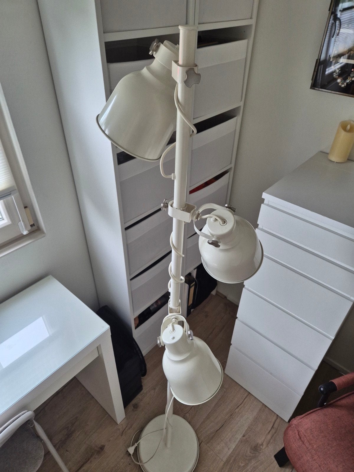 Witte vloerlamp met 3 verstelbare spots, Ophalen, Gebruikt, Modern, Industrieel, Metaal