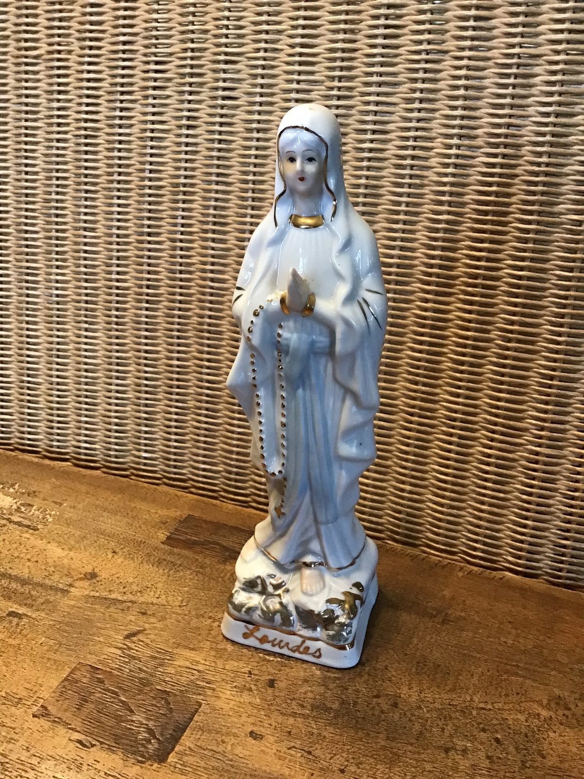 Beeldje Maria Lourdes in porselein, Ophalen of Verzenden, Zo goed als nieuw, Beeld(je)