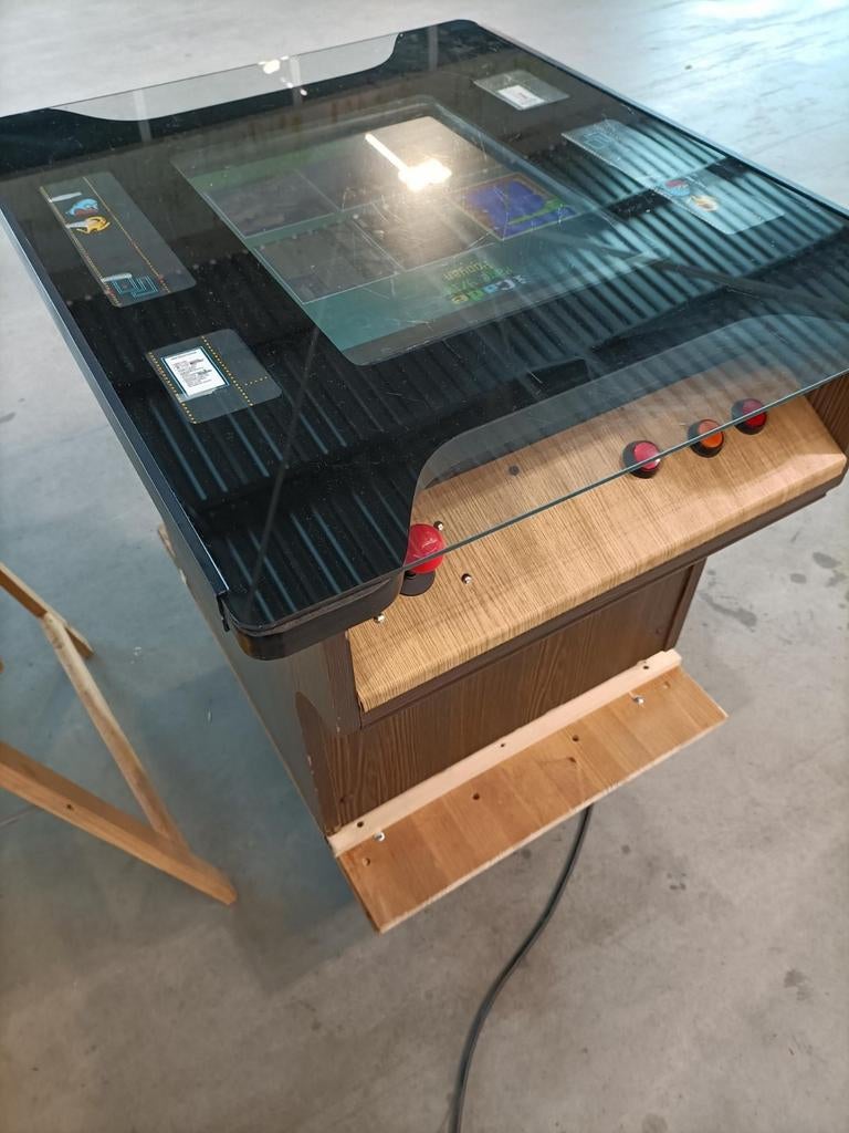 Arcade videotafel met veel oude retro games 60 in 1, Verzamelen, Ophalen