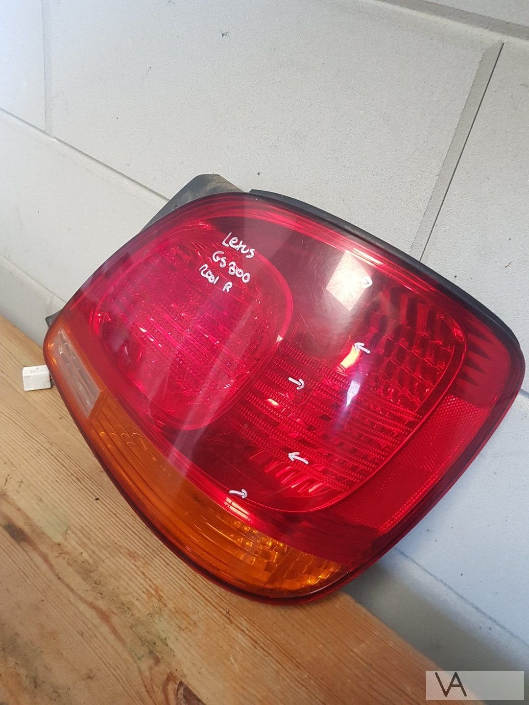Lexus GS gs300 gs400 achterlicht rechts 1997 - 2004 scheur, Gebruikt, -, -, -