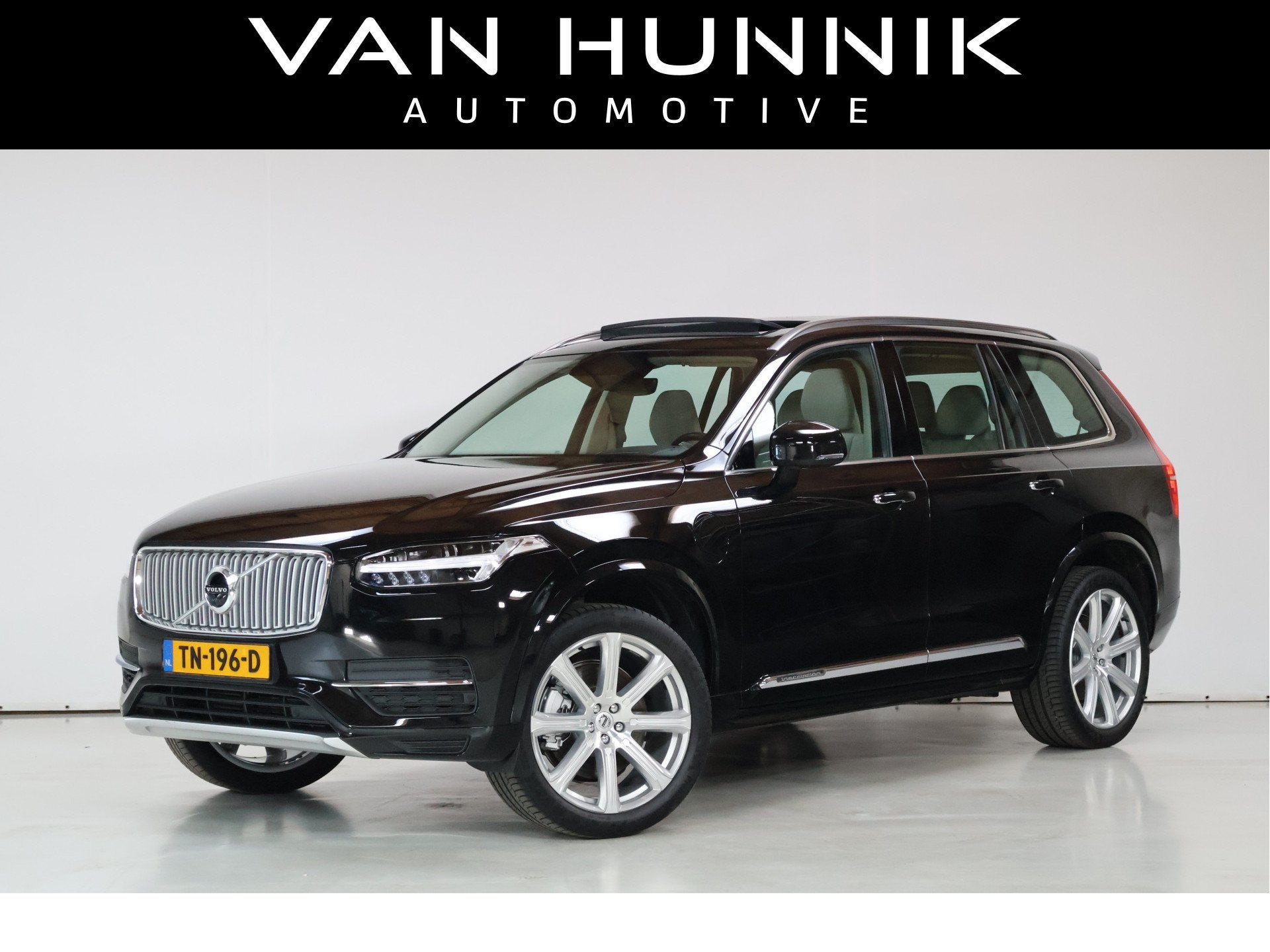 Volvo XC90 2.0 T8 AWD Inscription | Pano | 360 | Stoelventil, Auto's, 4 cilinders, 1969 cc, 7 stoelen, Zwart
