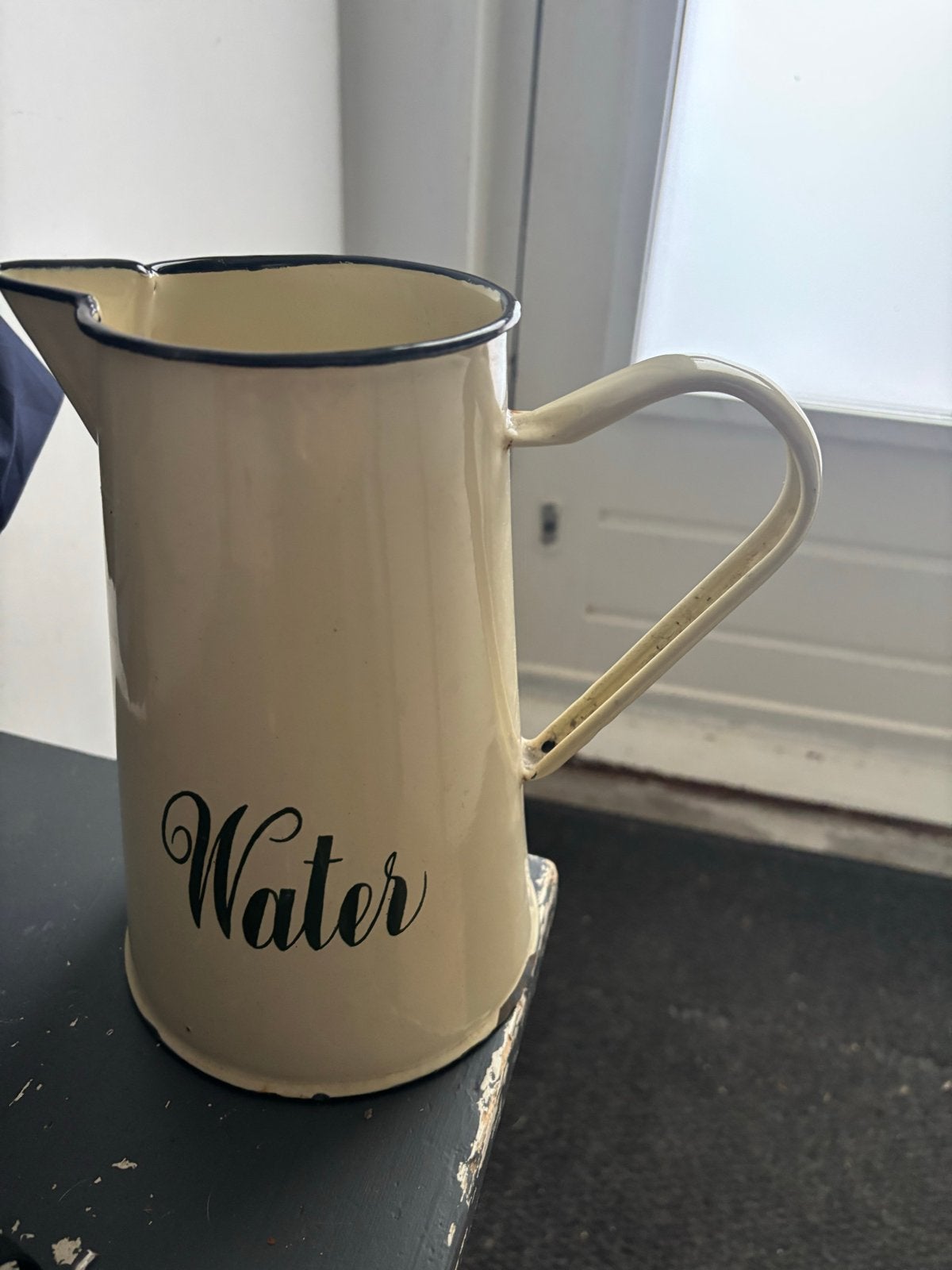 Vintage Emaille Waterkan - Crèmekleurig met 'Water' opschrif, Antiek en Kunst, Ophalen of Verzenden