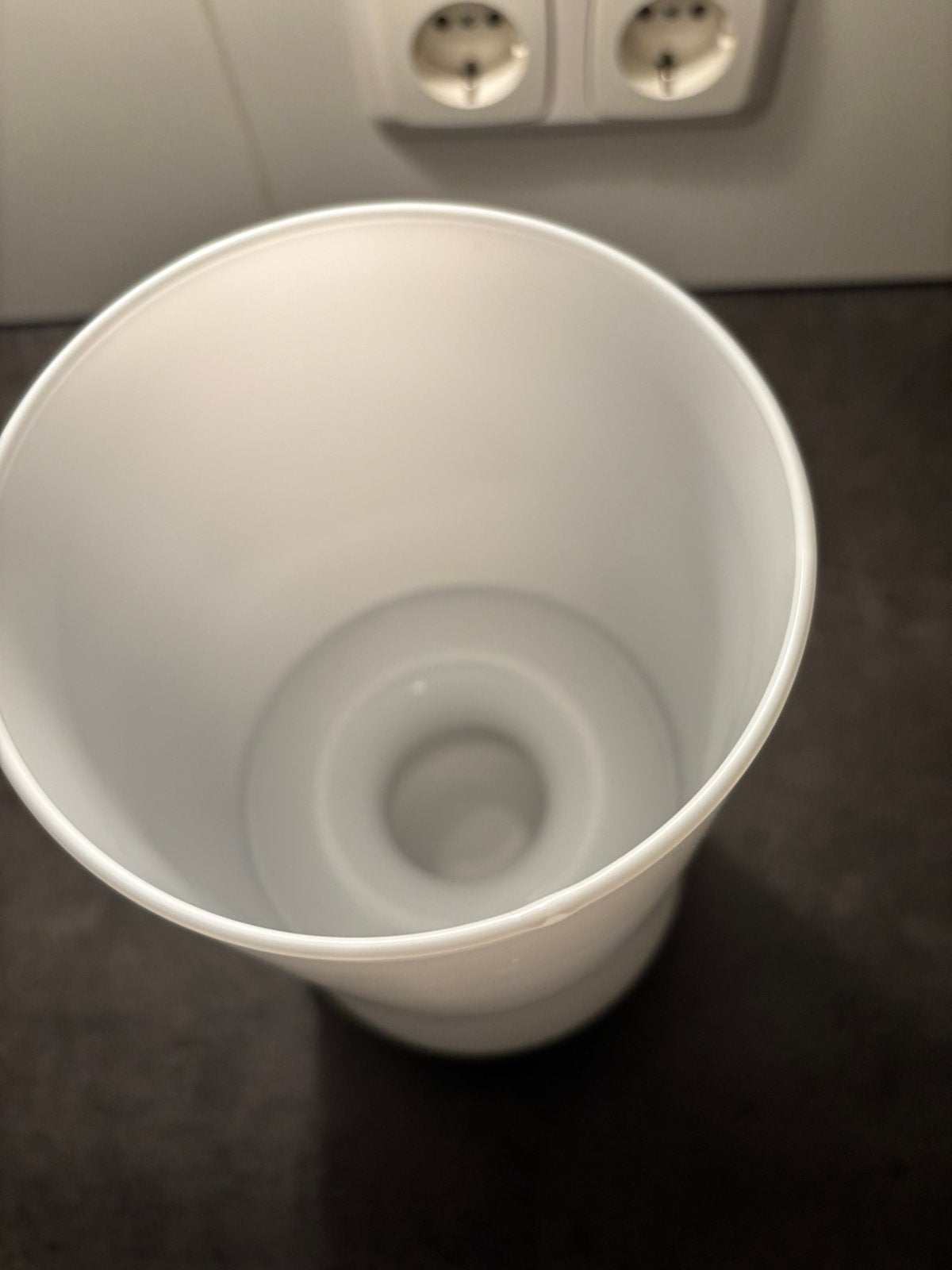 Ikea Lykta vaas opaline glas wit, Gebruikt, Handgemaakt, Wit, Ophalen of Verzenden