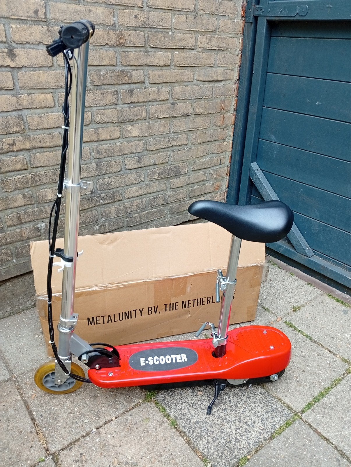 nieuw e-scooter 10 km p/uur, Fietsen en Brommers, Steps, Ophalen of Verzenden, Nieuw, Elektrische step (E-scooter)