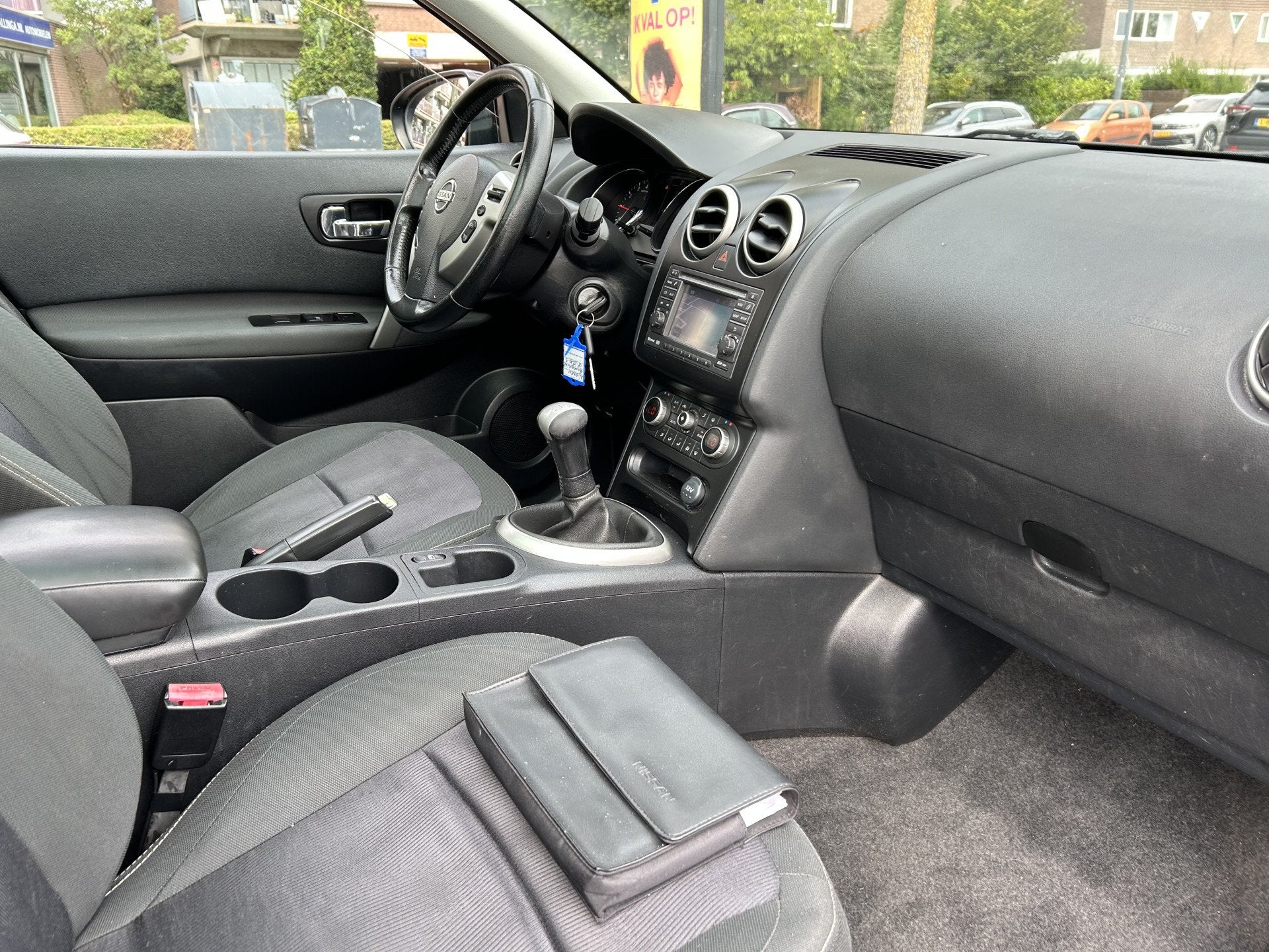 Nissan QASHQAI+2 1.6 Connect Edition 7-pers Airco Panodak Ca, Auto's, Voorwielaandrijving, Stof, Zwart, 7 stoelen