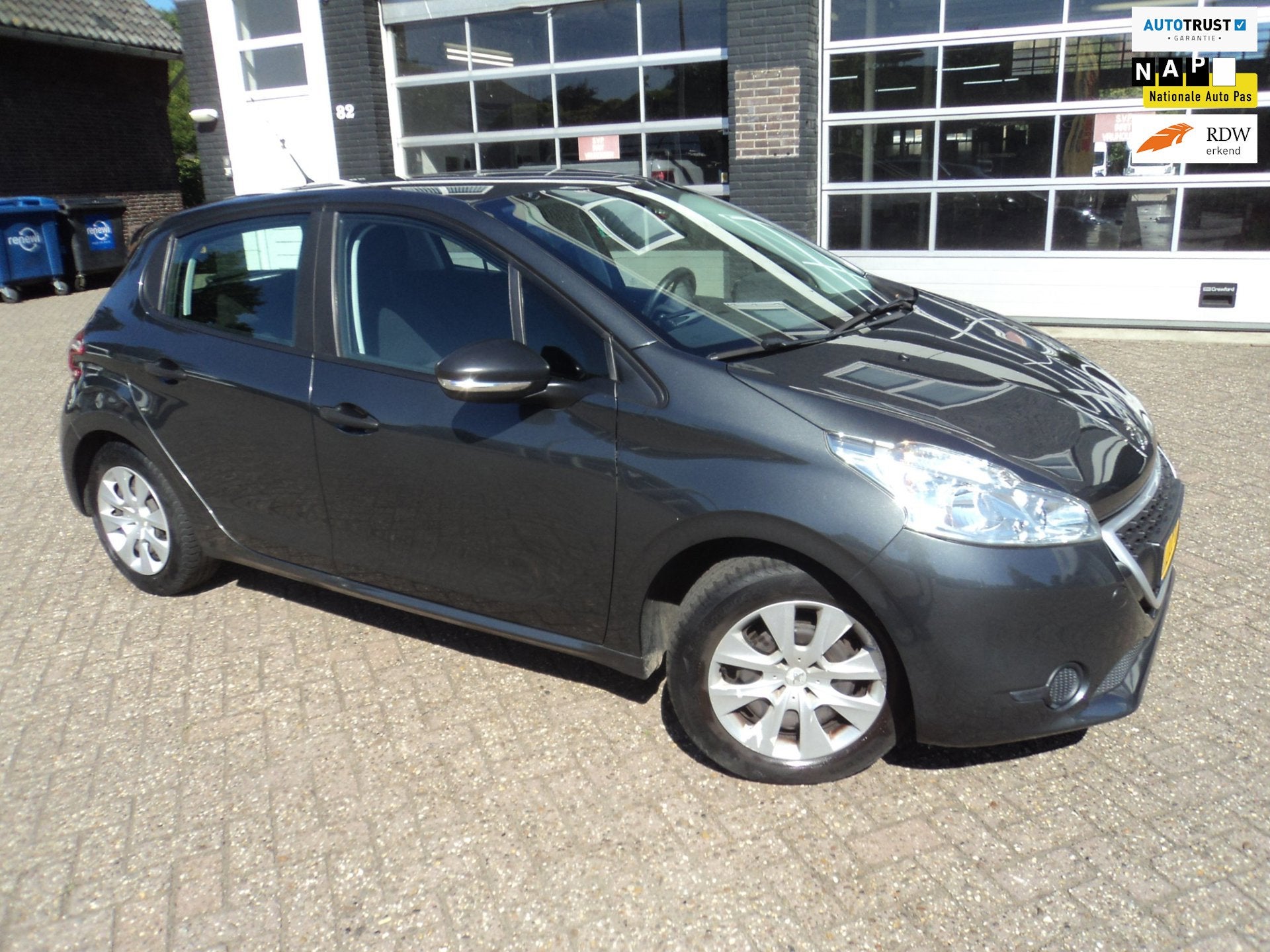 Peugeot 208 1.2 VTi Access Cruise Airco, Auto's, Peugeot, Voorwielaandrijving, Euro 5, Stof, Gebruikt