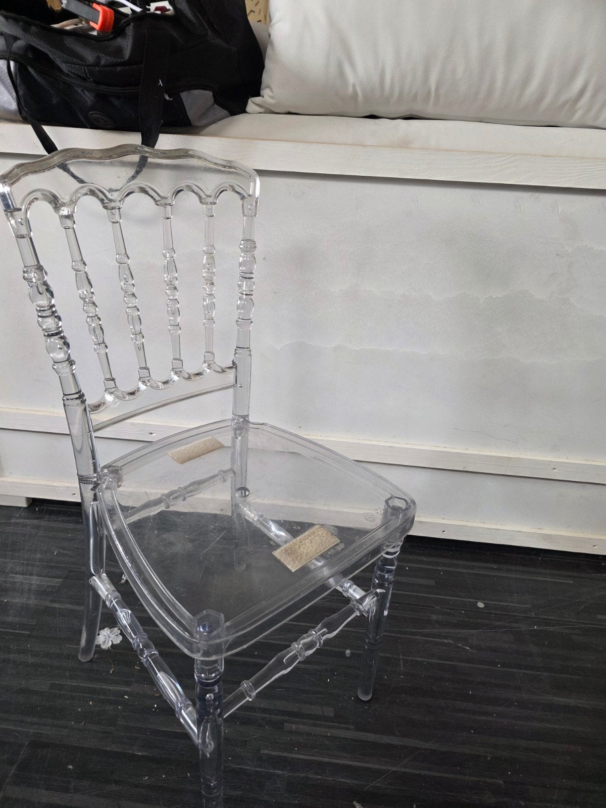 Transparante Chiavari Stoel - Gebruikt, Huis en Inrichting, Kunststof, Gebruikt, Overige kleuren, Klassiek, Modern, Chiavari