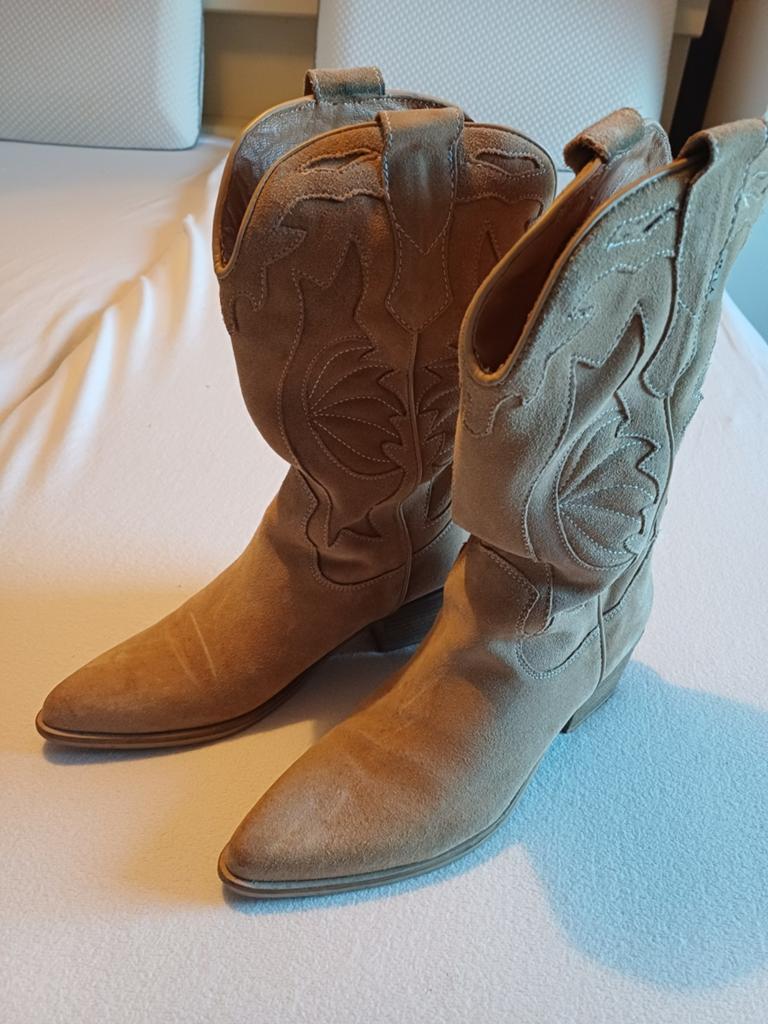 Cowboylaarzen maat 40, Hoge laarzen, Beige, Ophalen of Verzenden, Zo goed als nieuw