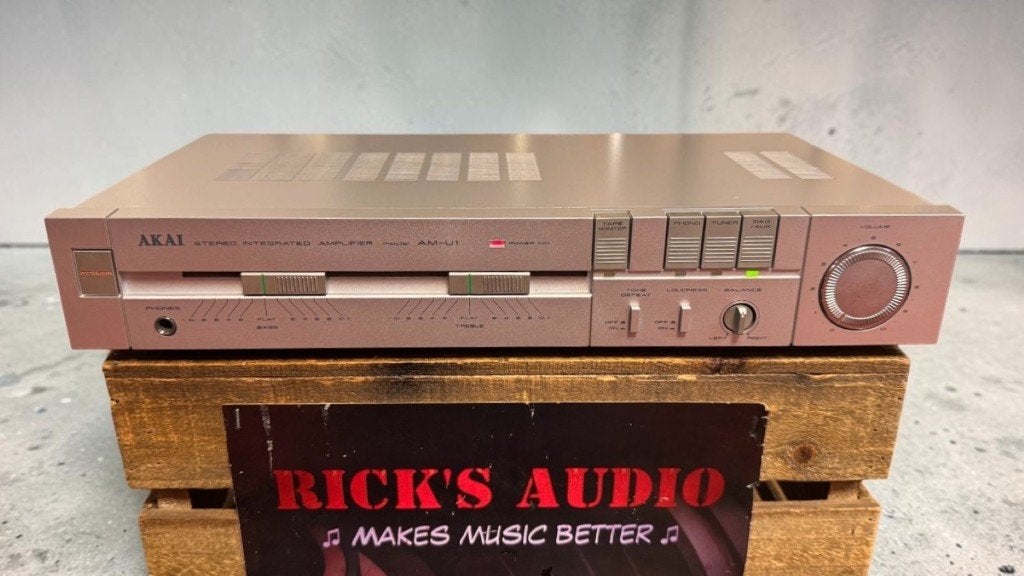 Akai AM-U1 • Vintage Stereo Versterker met Phono-ingang, Overige merken, Ophalen of Verzenden, Zo goed als nieuw, De Kempen 18 • 6021PZ • Budel
