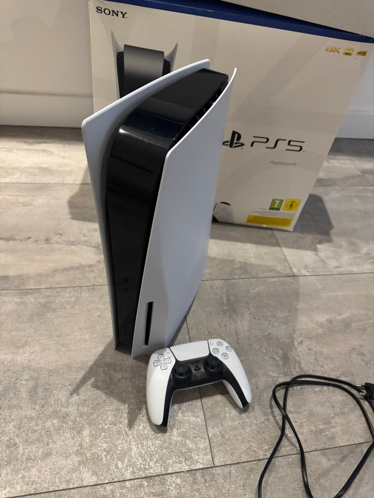 Ps5 disc Edition 1x aangezet, Spelcomputers en Games, Spelcomputers | Sony PlayStation 5, Ophalen, Zo goed als nieuw