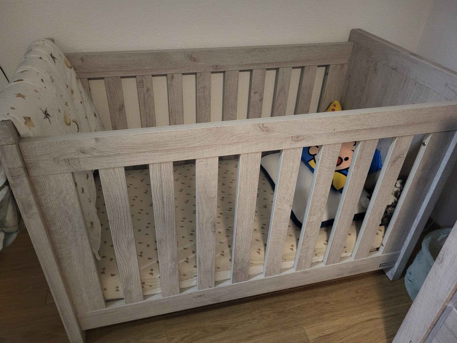 Complete babykamer: ledikant, commode en kledingkast, Kinderen en Baby's, Kinderkamer | Complete kinderkamers, Ophalen, Gebruikt