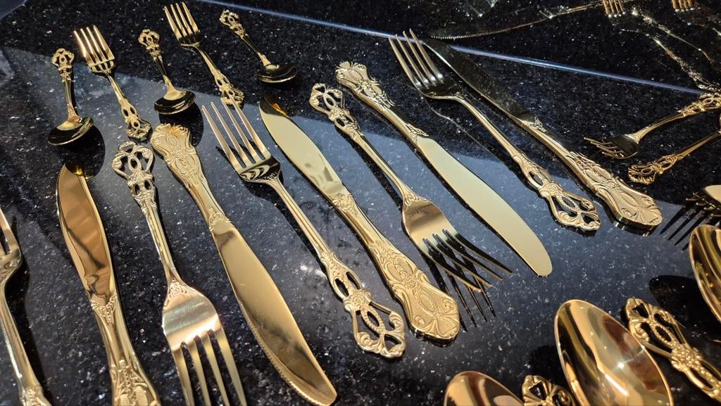 Chicque elegant Gouden Vergulde 40delig bestek 8prs Nieuw!!, Huis en Inrichting, Keuken | Bestek, Ophalen of Verzenden, Nieuw