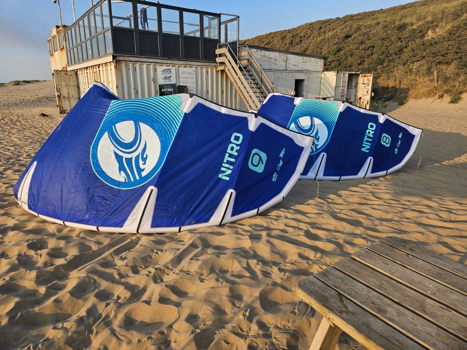 Cabrinha Nitro 2026 9m + 8m Kitesurf Set, Watersport en Boten, Kitesurfen, Twintip, Ophalen of Verzenden, 9 m²