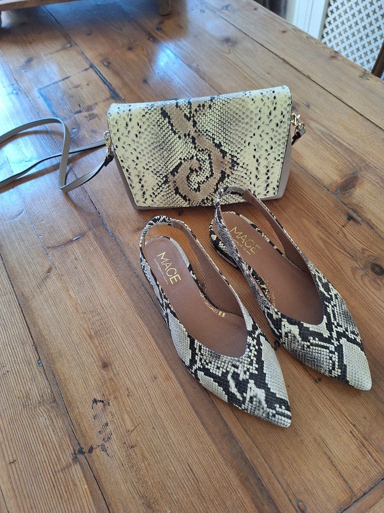 Leer Tasje + Bijpassende Pumps, Overige merken, Overige kleuren, Verzenden, Zo goed als nieuw