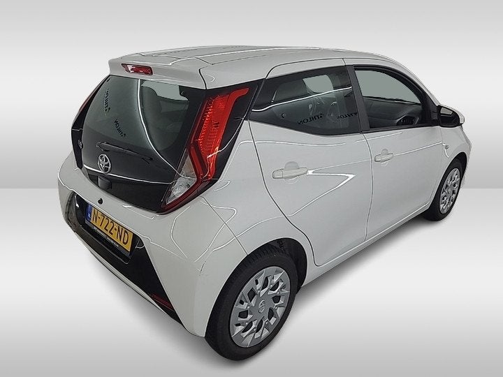 Toyota Aygo 1.0 VVT-i x-play 1e-Eig. & Dealer-Onderh BOVAG-G, Voorwielaandrijving, 12 maanden, Stof, Gebruikt