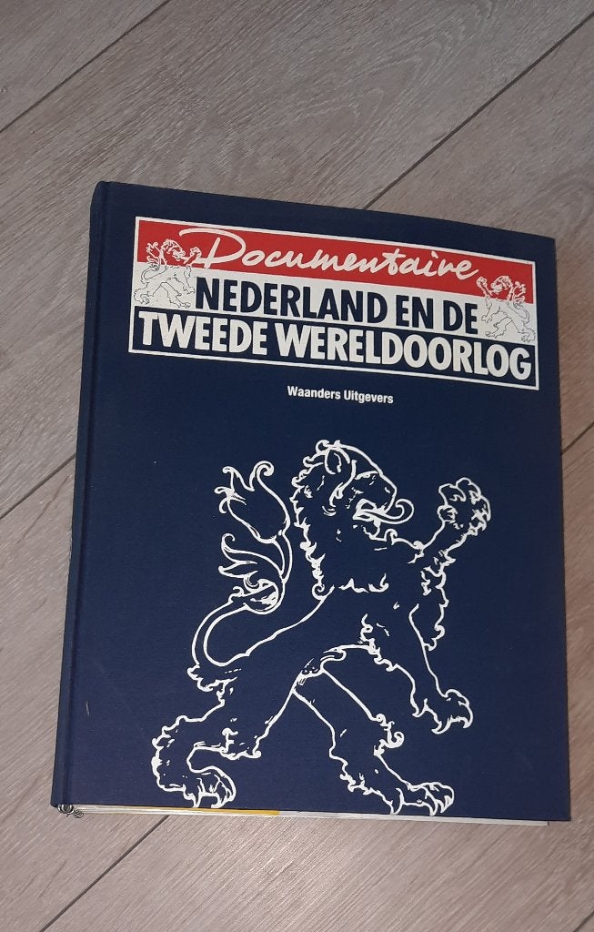 documentaire nederland en de 2de wereldoorlog, Ophalen of Verzenden, Overige onderwerpen, Tweede Wereldoorlog, Gelezen