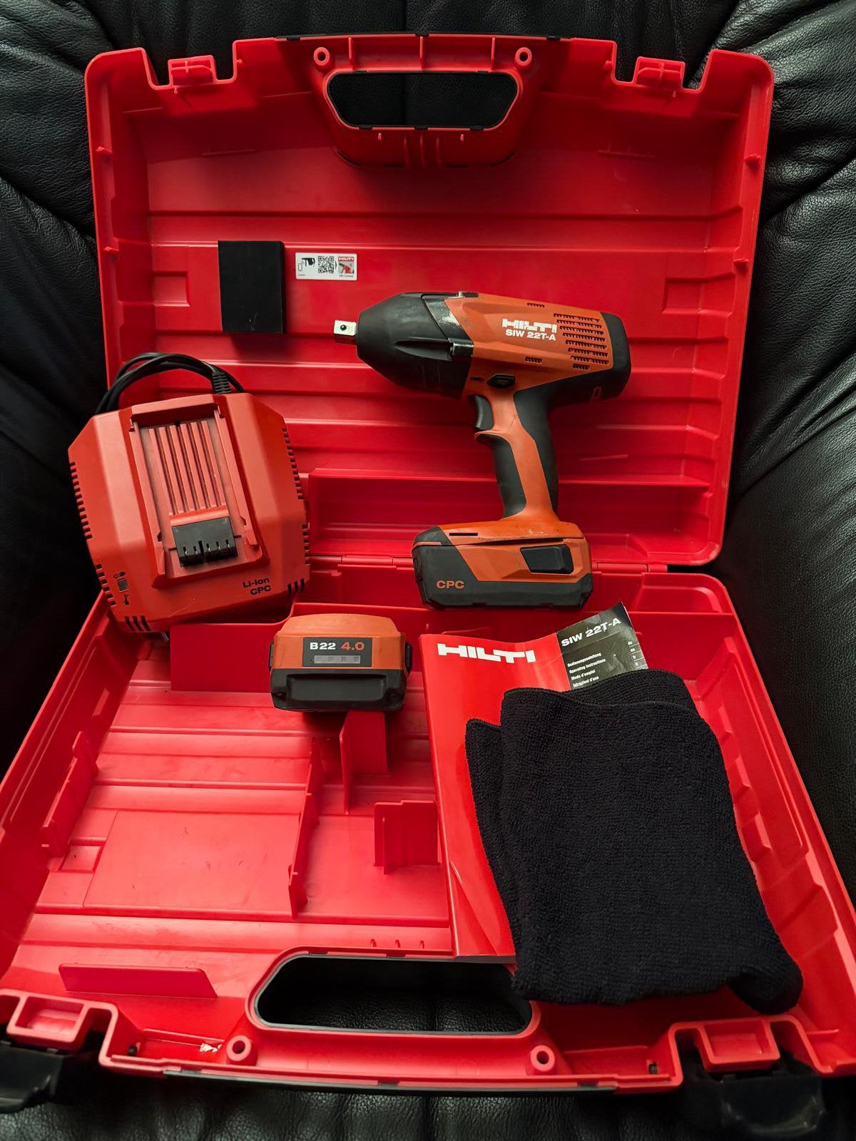Hilti SIW 22T-A Accu Slagmoersleutel met 2 Accus en Lader, Doe-het-zelf en Verbouw, Ophalen