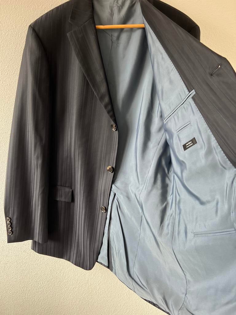 Stijlvol BOSS Heren pak - Zwart met streepdessin, Kleding | Heren, Kostuums en Colberts, Ophalen of Verzenden, Zo goed als nieuw