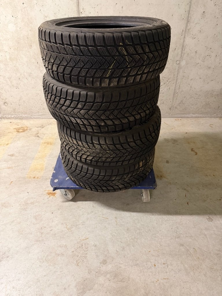 Set van 4 Landsail winterbanden in de maat 205/55 R16 91H., Auto-onderdelen, Banden en Velgen, Ophalen, Gebruikt, 16 inch, Band(en)
