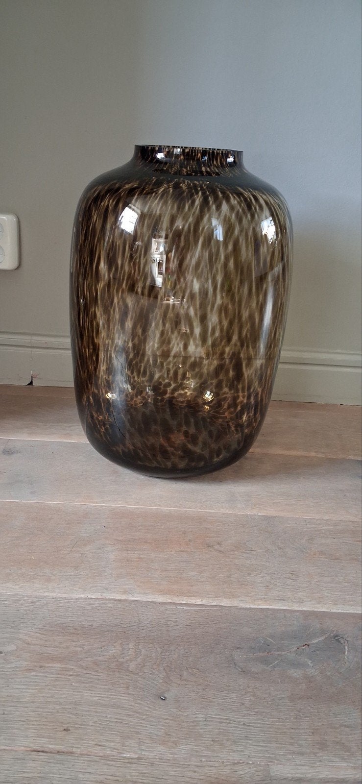 vaas cheetah, Zwart, 45 cm, Ophalen of Verzenden, Glas