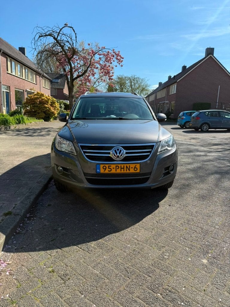 Volkswagen Tiguan 2.0 Tfsi 147KW 4MOTION 2011 Grijs, Stof, Zwart, 4 cilinders, 1984 cc