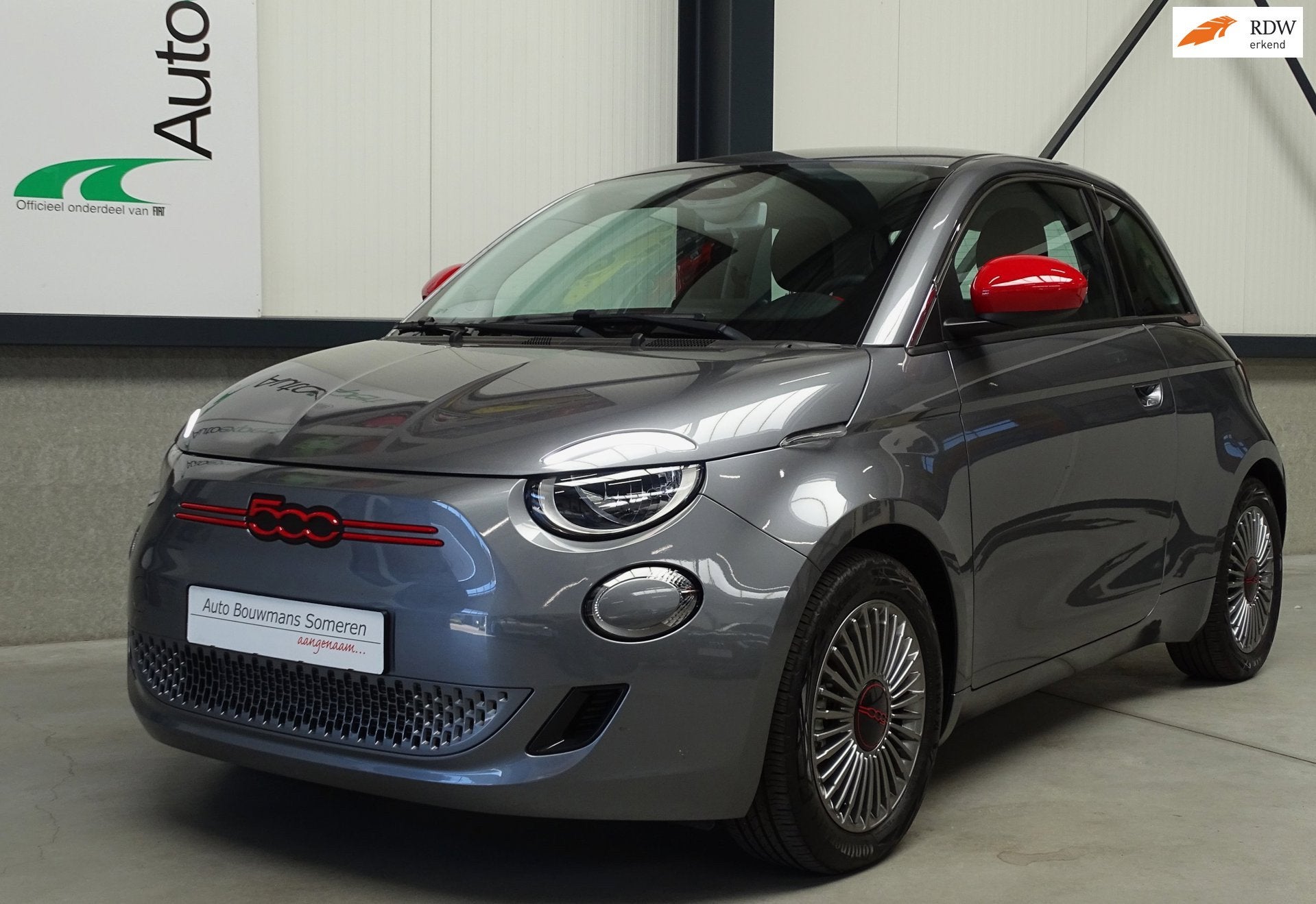 Fiat 500 "RED" 24 kWh- CLIMATE /CRUISE/NAVI/BLUETOOTH/LM/PDC, Auto's, Stof, Gebruikt, Zwart, 95 pk