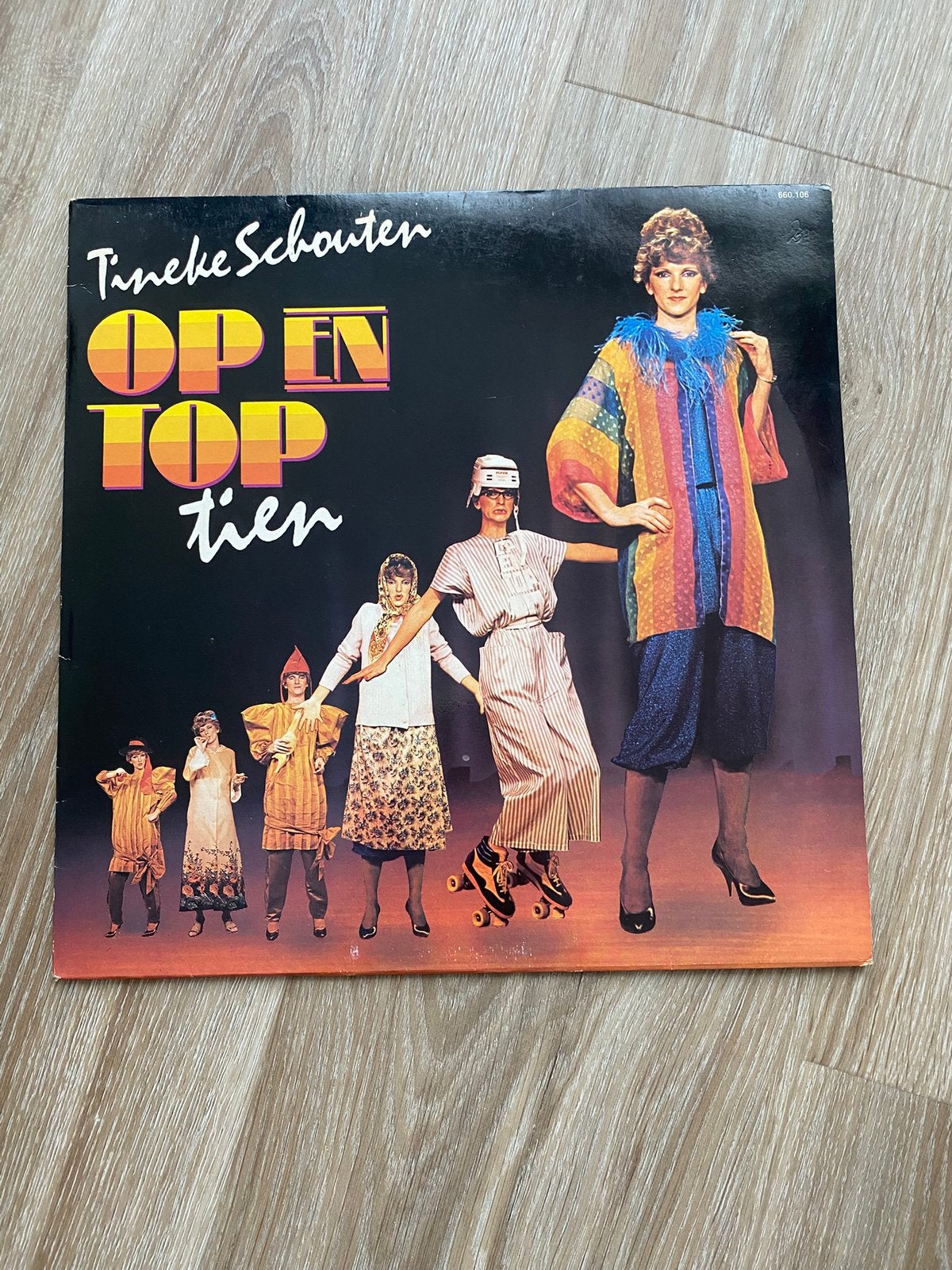 LP Tineke Schouten Op en Top Tien 1982, Gebruikt, Ophalen of Verzenden, 12 inch, Overige genres