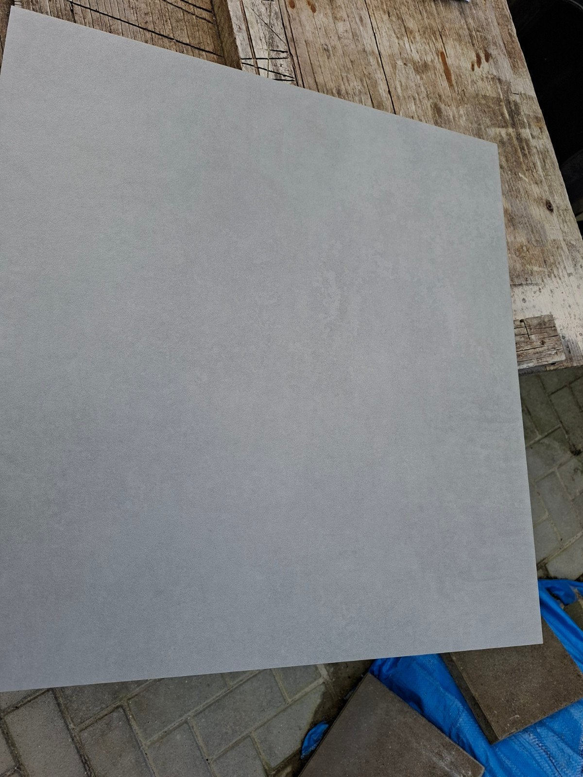 Vloer/wandtegels 60x60 cm lichtgrijs - ca. 9,7 m2, Doe-het-zelf en Verbouw, Ophalen, 60 cm of meer, Nieuw, Minder dan 5 m²