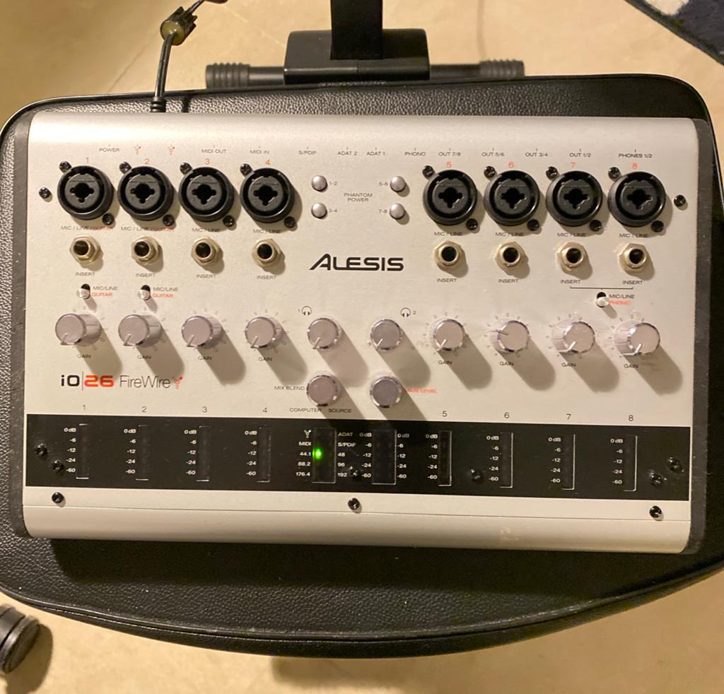 Alesis iO|26 FireWire Audio Interface met pc card, Ophalen of Verzenden, Gebruikt, 5 tot 10 kanalen, Microfooningang