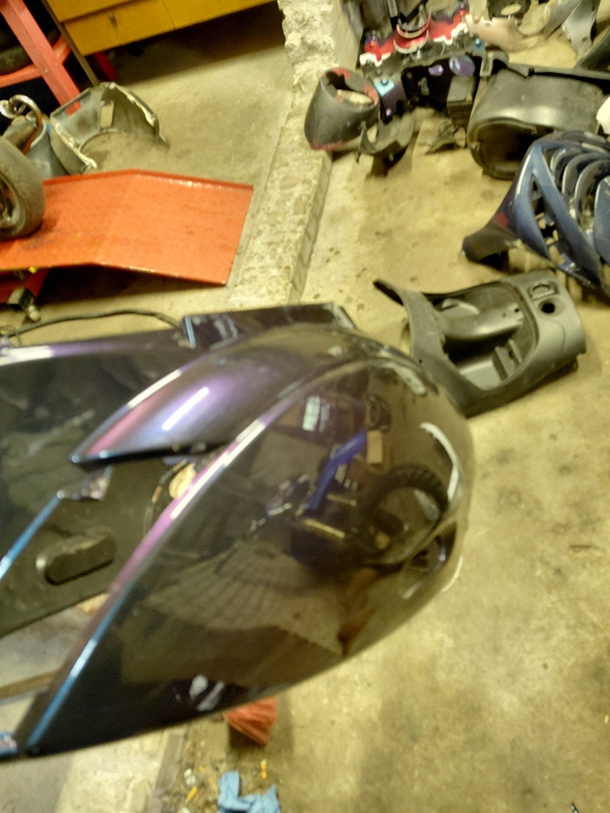 Zip achterkap, Motoren, Ophalen