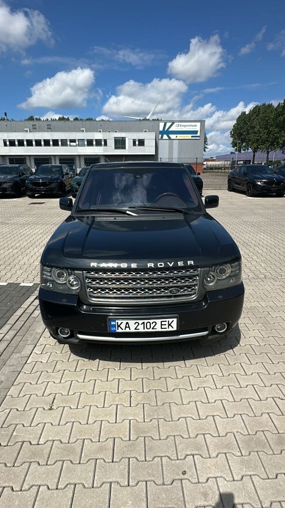 Range Rover  Supercharged 5.0 V8 Vogue 2011 Zwart, Auto's, Land Rover, Automaat, Euro 5, 8 cilinders, 510 pk