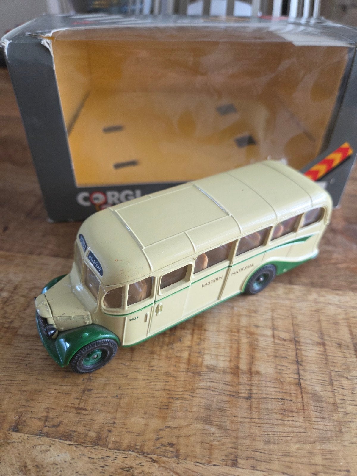 Bedford type OB Coach Corgi classics Eastern national, ., Ophalen of Verzenden, Zo goed als nieuw, .