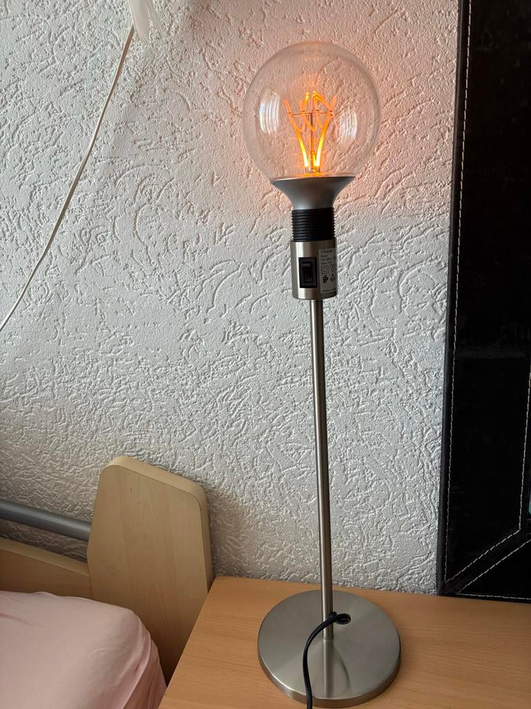 IKEA SKAFTET Tafellampvoet met ROLLSBO LED-lamp, Ophalen of Verzenden, Zo goed als nieuw, Metaal, 50 tot 75 cm