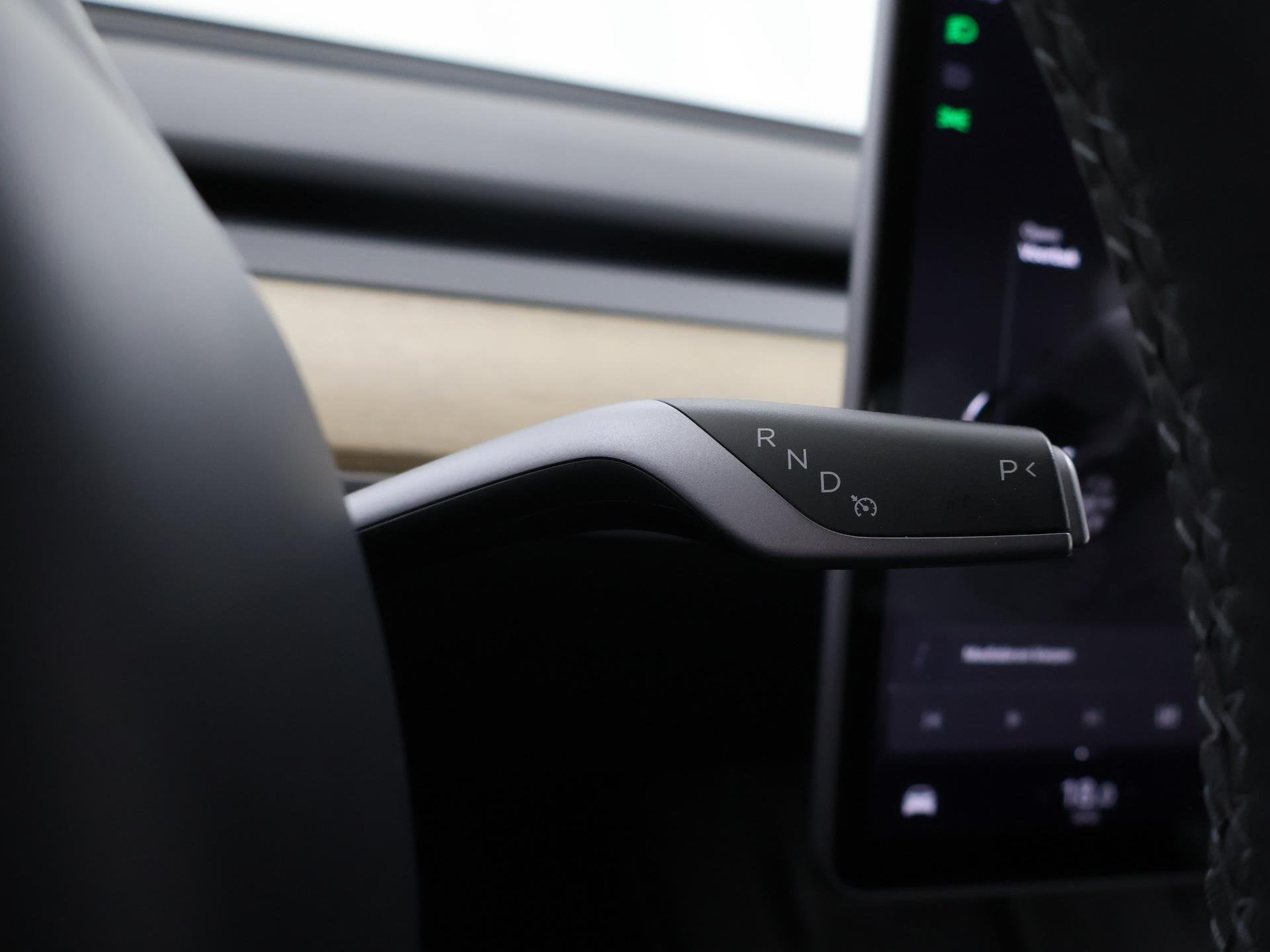 Foto 26 van Tesla Model Y RWD 58 kWh | Panoramadak | 360° Camera | Stoe