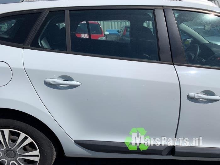 Portier 4Deurs rechts-achter van een Renault Megane (OV369), Gebruikt, -, -, Ophalen of Verzenden