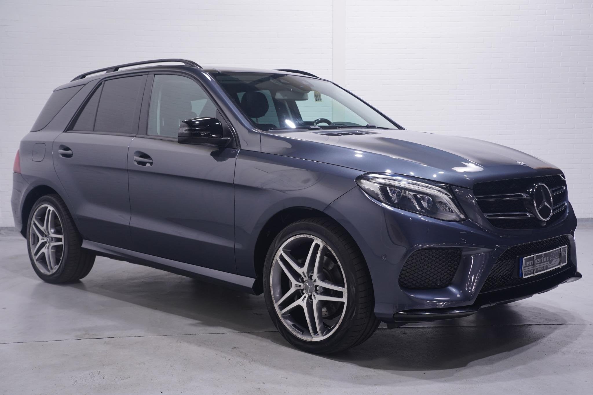 Mercedes-Benz GLE-klasse 350 d 4MATIC AMG Sport Edition Luch, Auto's, Mercedes-Benz, Automaat, 15 km/l, Gebruikt, 255 €/maand