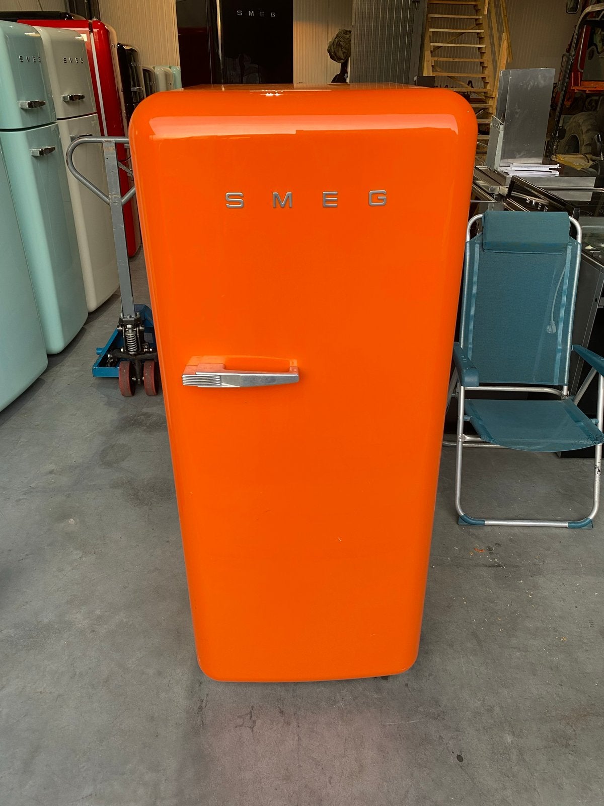 Smeg Koelkast Oranje - Stijlvolle Retro Koelkast, 150 tot 200 liter, Zonder vriesvak, Bella, 60 cm of meer