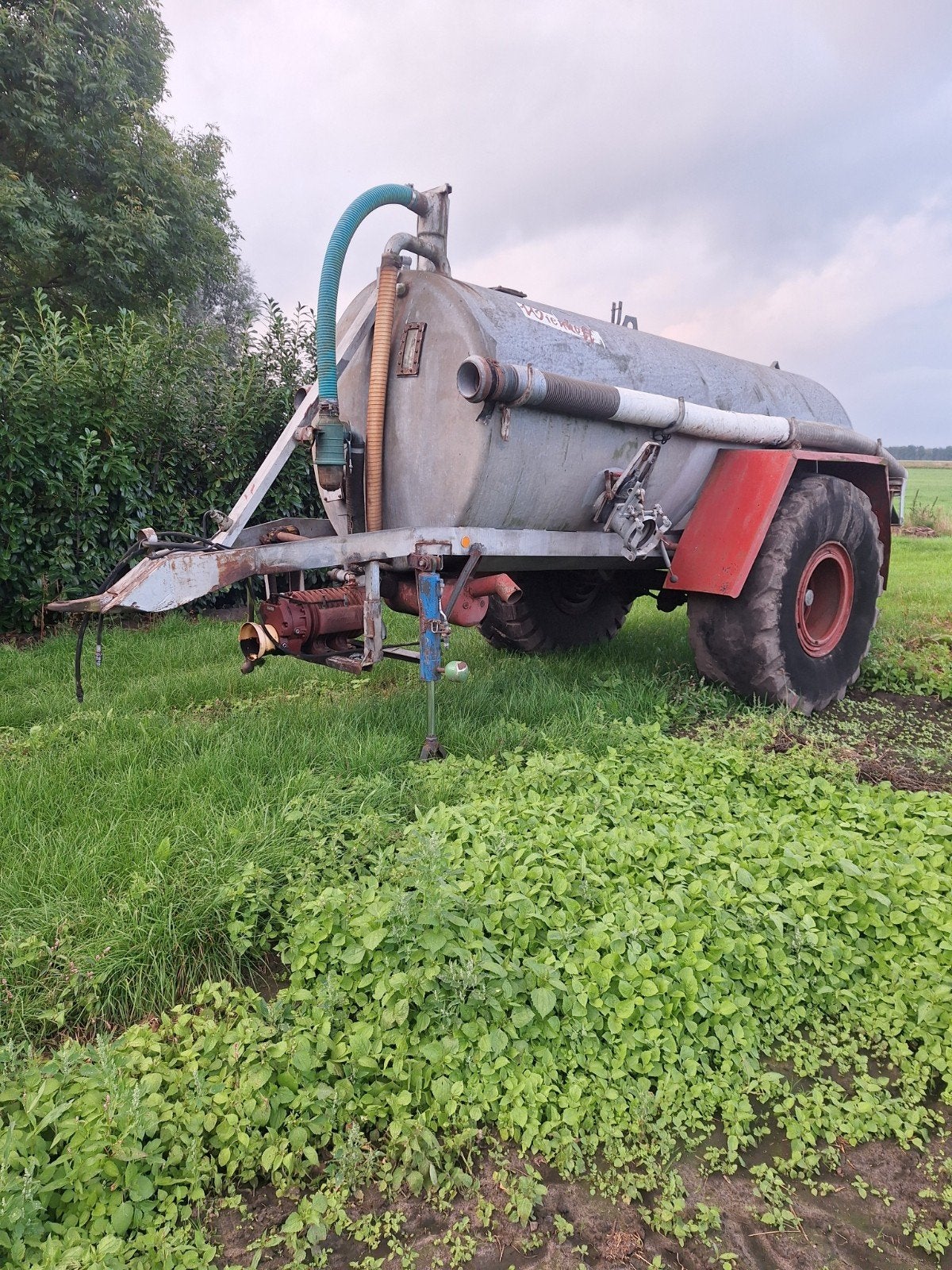 mesttank 8 m3 vacuüm tank, Ophalen, Gewasbescherming en Bemesting