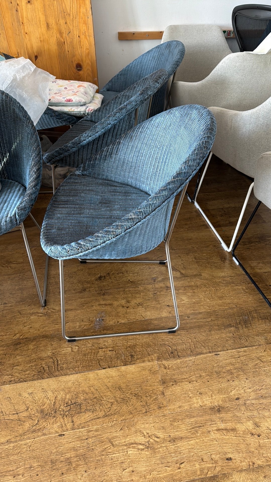 5 stoelen pitriet met staal, Gebruikt, Blauw, Ophalen of Verzenden, Metaal