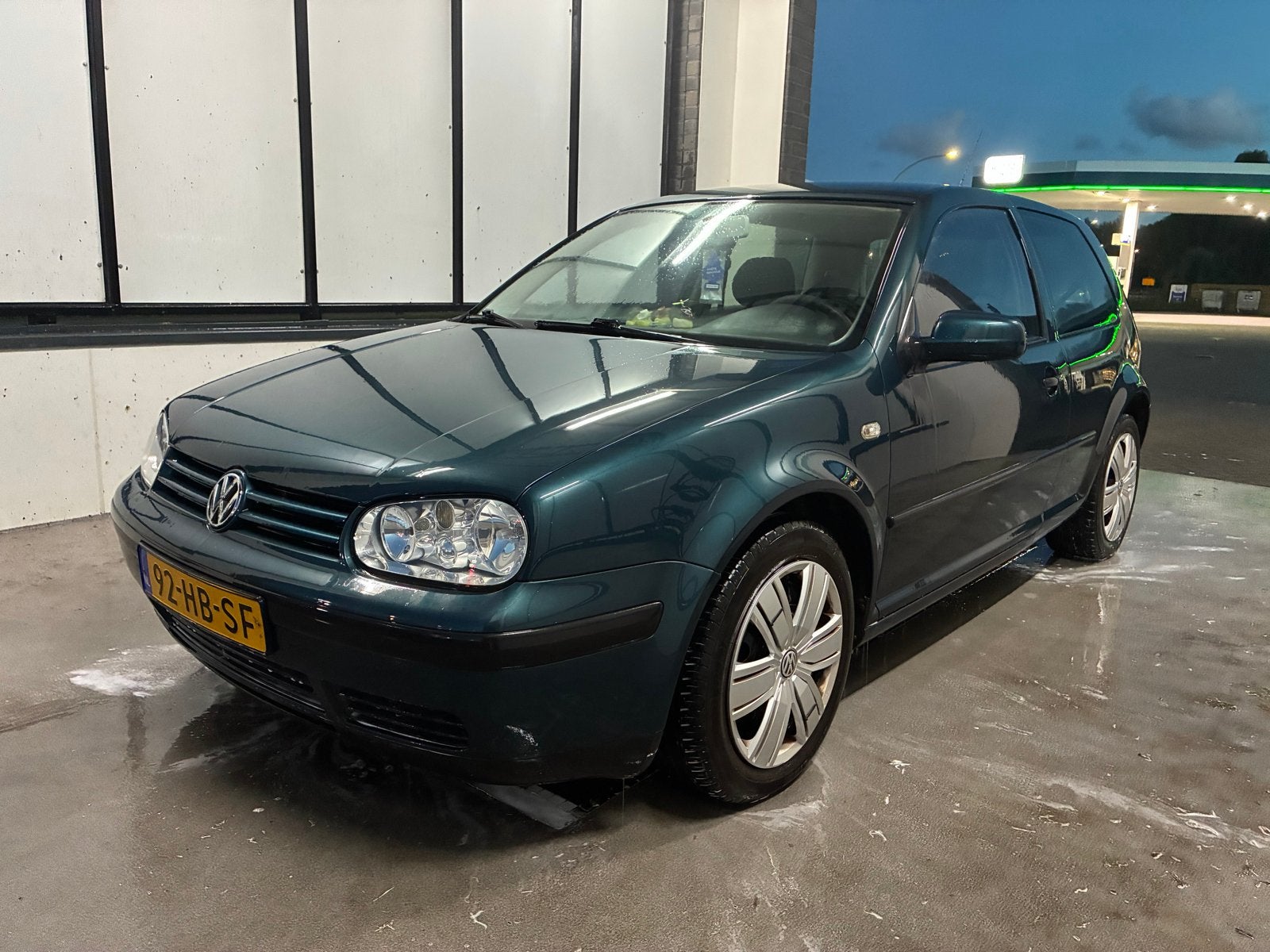 Volkswagen Golf 1.4 55KW 2001 Groen | APK 03-2027, Voorwielaandrijving, 15 km/l, 74 pk, 49 €/maand