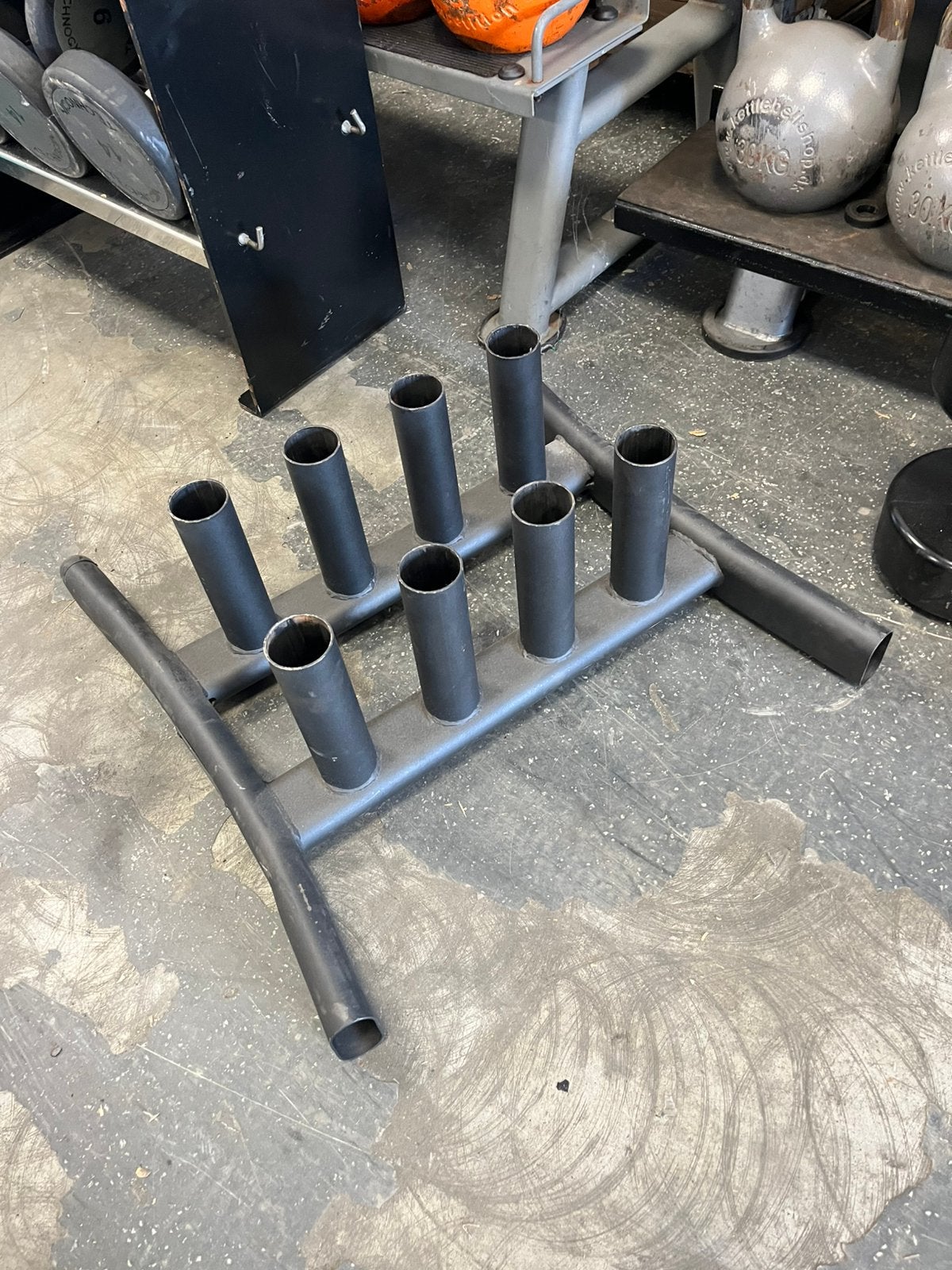 Opberg standaard rek voor 8 x olympische halter stang, Sport en Fitness, Fitnessmaterialen, Gebruikt, Olympische halter stangen