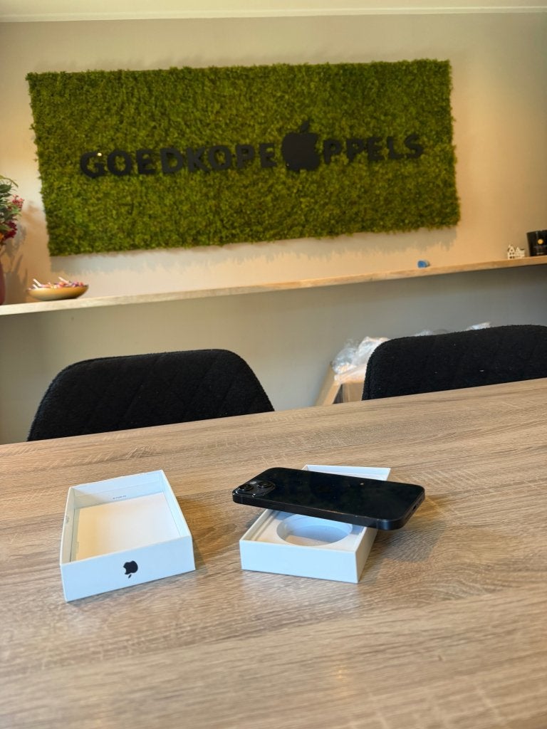 iPhone 14 Plus 256GB Zwart | 85% accu, Telecommunicatie, Mobiele telefoons | Apple iPhone, IPhone 14 Plus, Apple, Zwart, Cupertino California