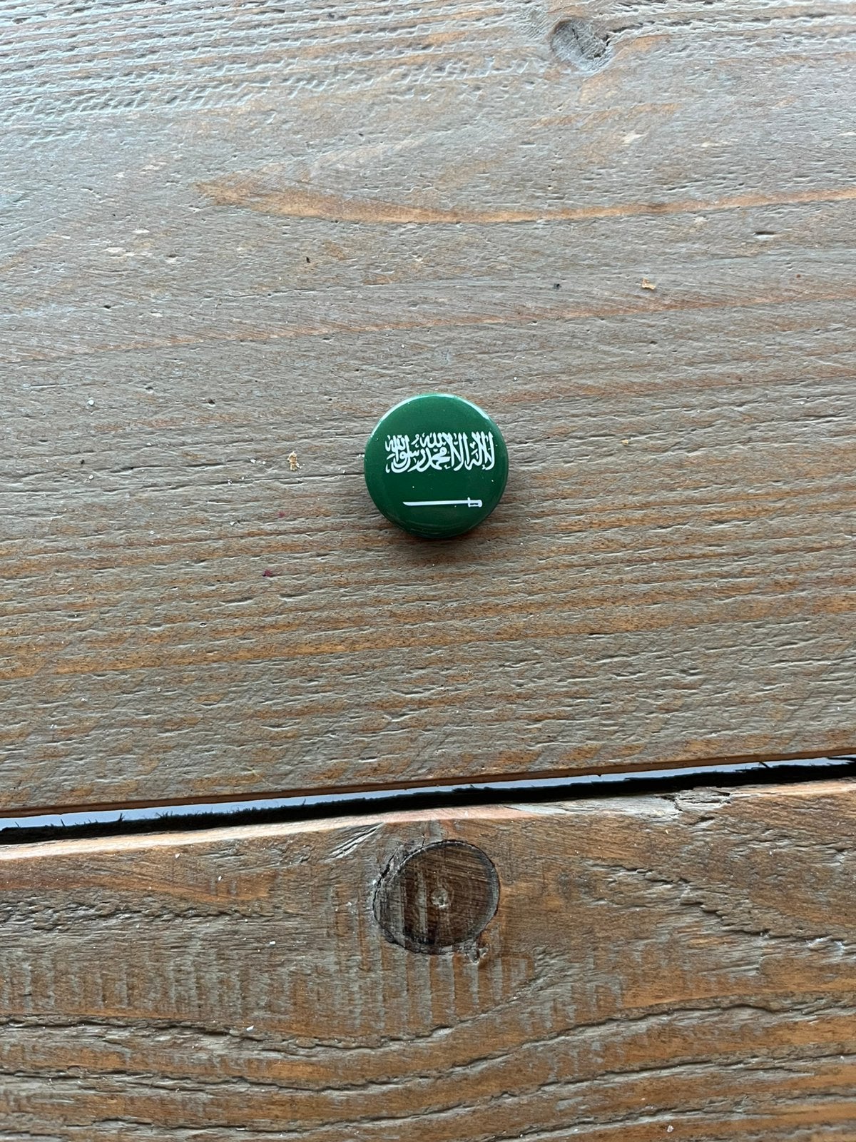 Saoedi - Arabië/ saudi arabië button/pin, Ophalen of Verzenden, Zo goed als nieuw, Stad of Land, Button