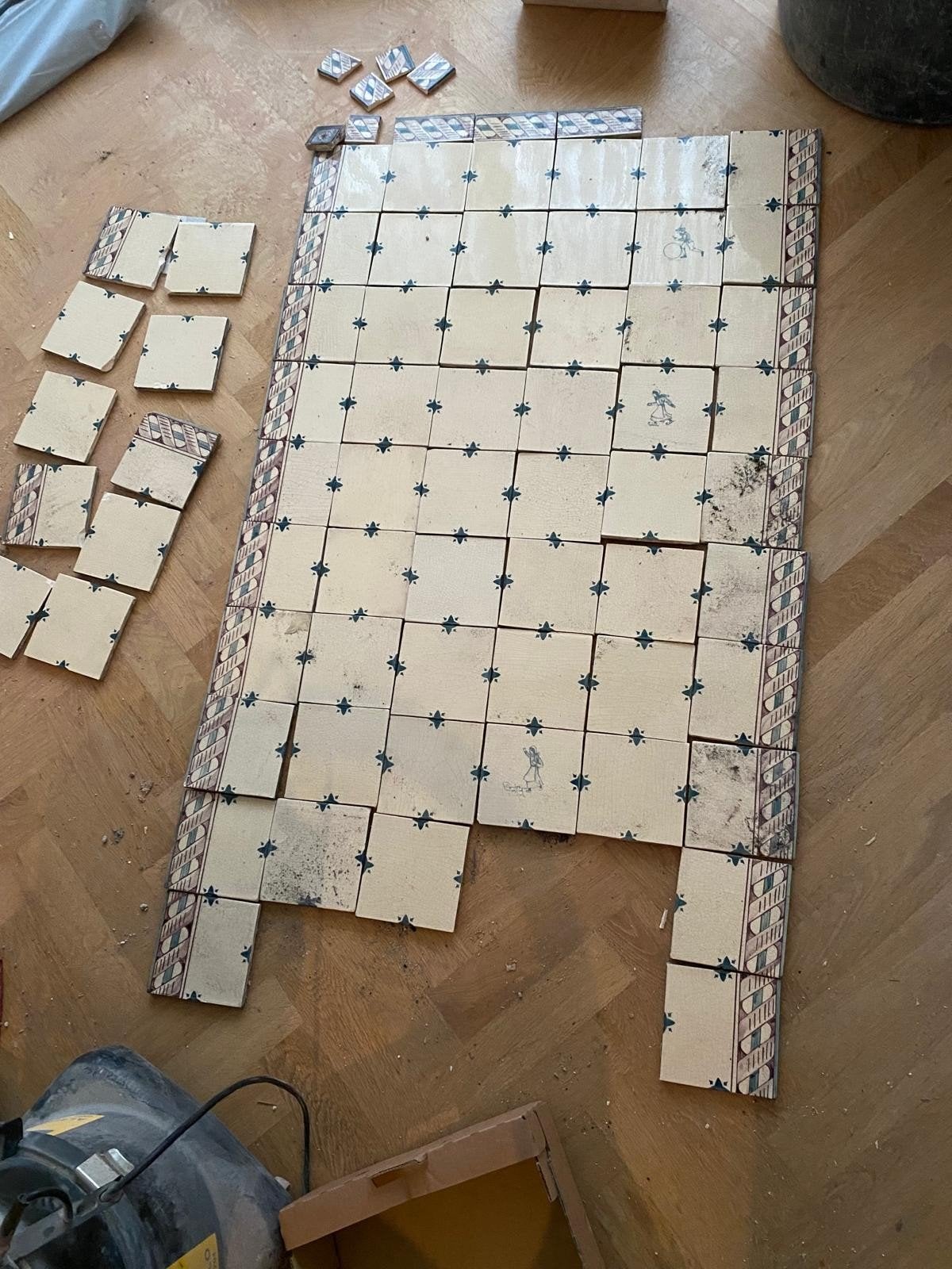 Retro tegels, Ophalen