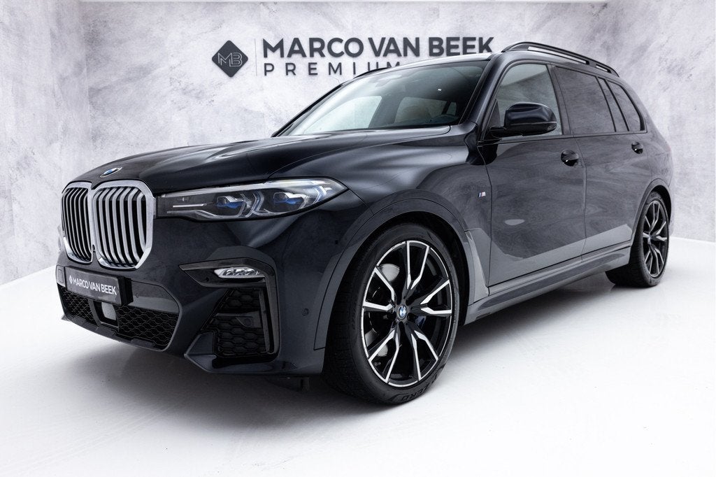 BMW X7 xDrive40i 6p. M-Sport | Pano Skylounge | Massage | 4W, 12 maanden, Gebruikt, Euro 6, Vierwielaandrijving