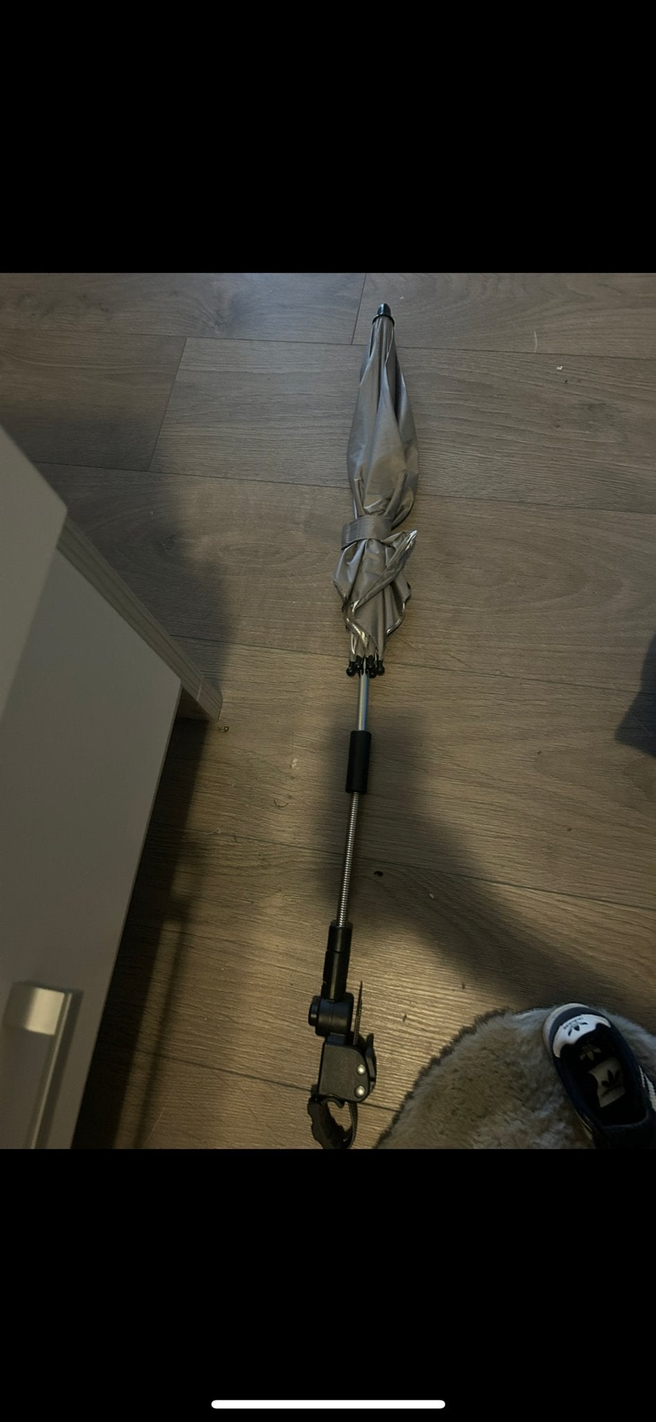 Zilverkleurige kinderwagen parasol, Ophalen, Gebruikt, Grijs