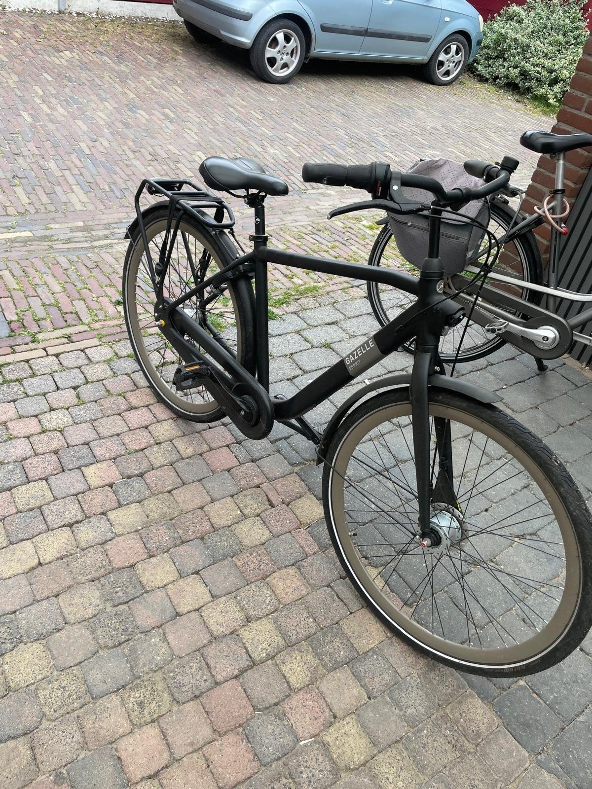 2 Gazelle fietsen met , 7 versnellingen, schijfrem, Ophalen, Versnellingen, Schijfrem, Gazelle